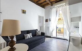 Emma'S Apartment Borgo, Vatican City
